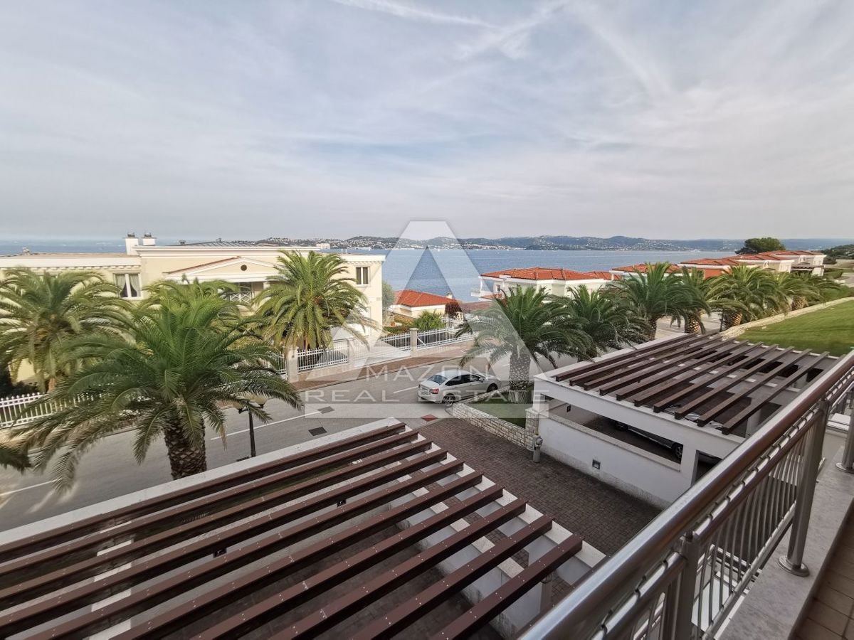 Apartmaj Savudrija, Umag, 80m2