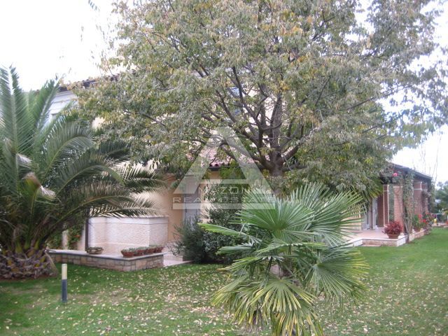 Hiša Poreč, 450m2