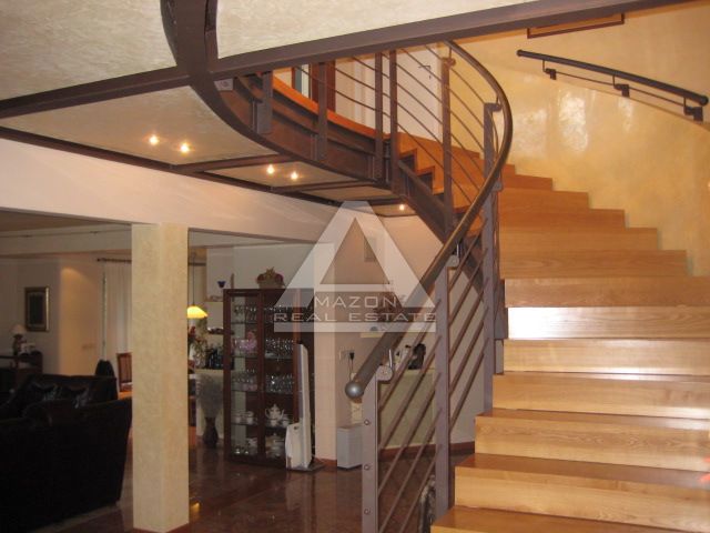 Hiša Poreč, 450m2