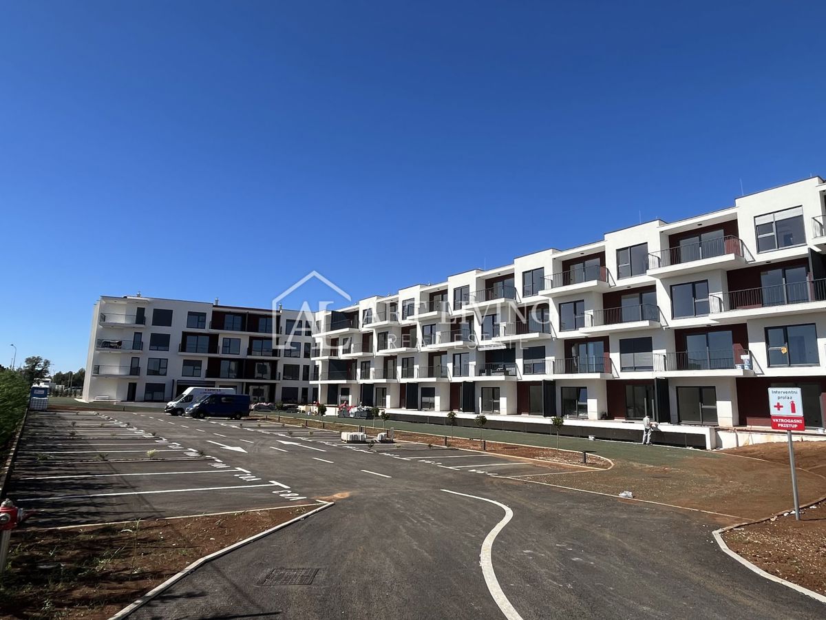 Istra, Umag - moderno enosobno stanovanje v drugem nadstropju - TOP lokacija