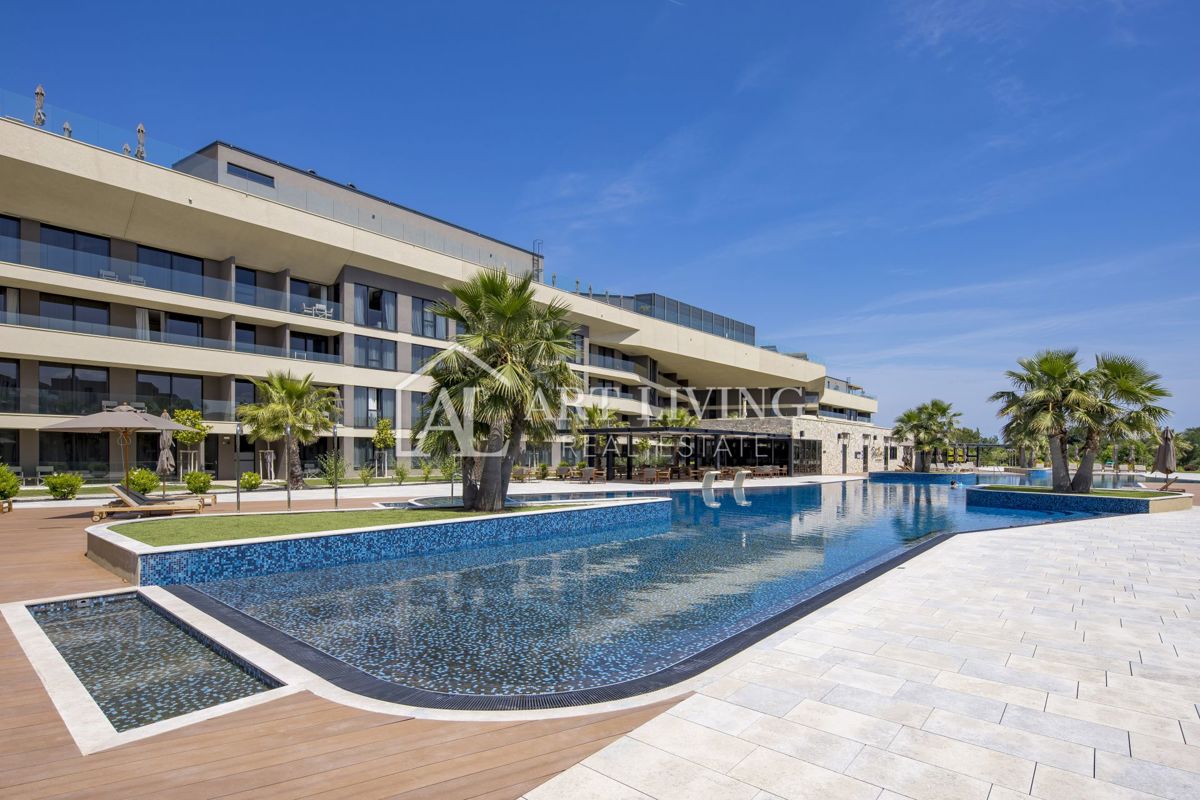 Istra, Umag, Crveni Vrh - Čudovito luksuzno enosobno stanovanje v ekskluzivnem letovišču