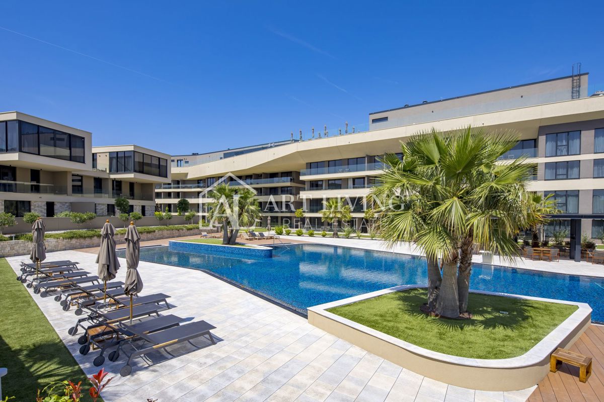 Istra, Umag, Crveni Vrh - Čudovito luksuzno enosobno stanovanje v ekskluzivnem letovišču