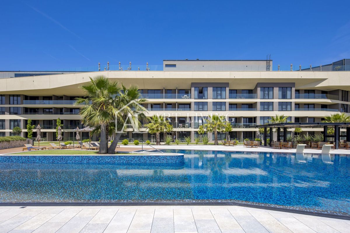 Istra, Umag, Crveni Vrh - Čudovito luksuzno enosobno stanovanje v ekskluzivnem letovišču