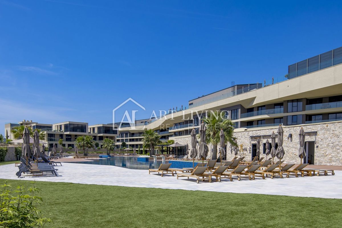 Istra, Umag, Crveni Vrh - Čudovito luksuzno enosobno stanovanje v ekskluzivnem letovišču