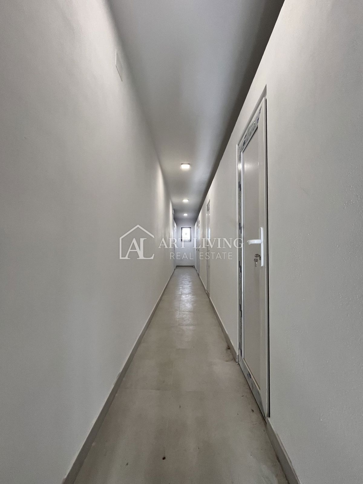 Umag, trosobni stan, 109 m2, z lepo in atraktivno lokacijo