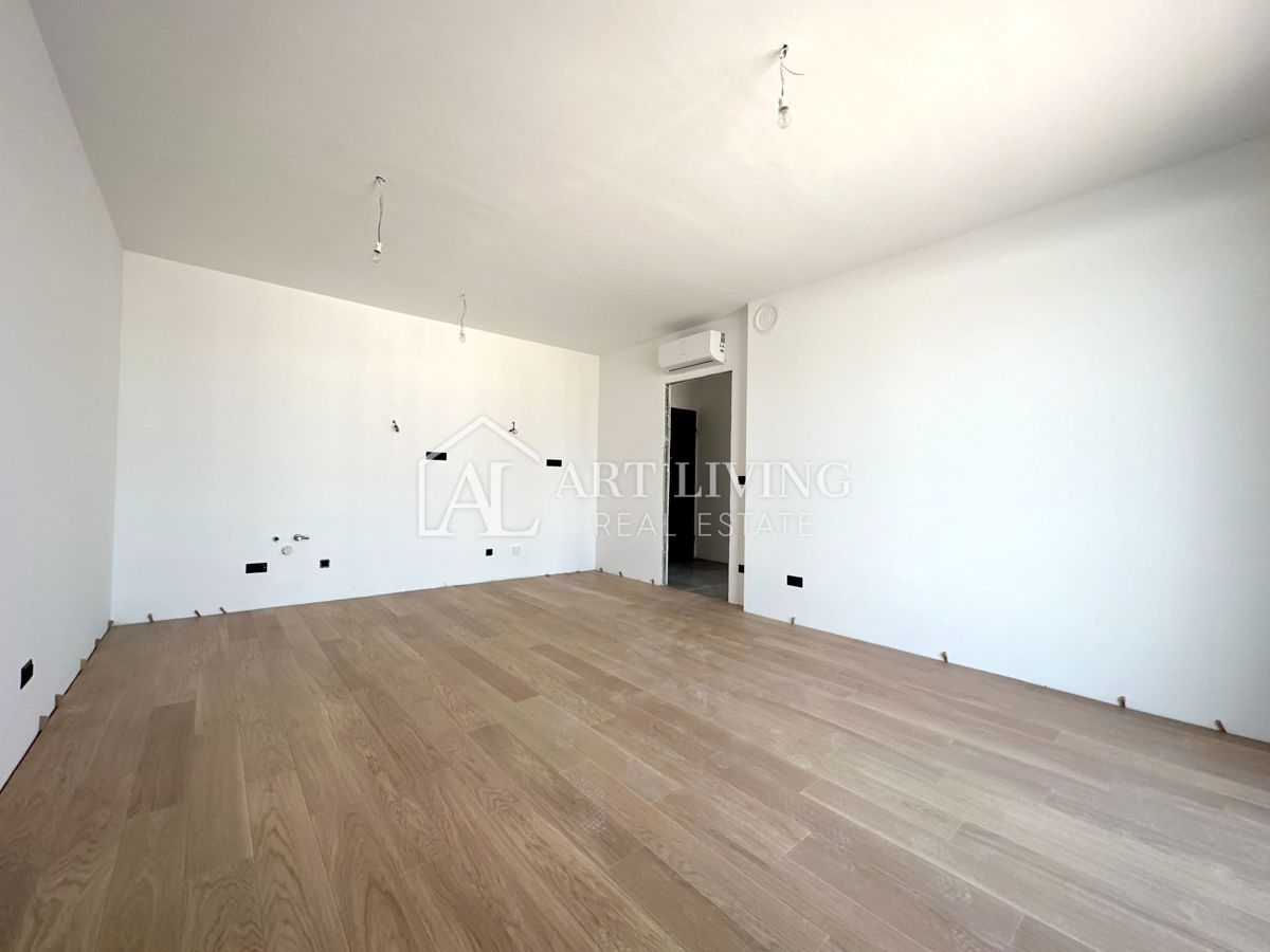 Istra, Umag - moderno dvosobno stanovanje v 3. nadstropju - PRILOŽNOST