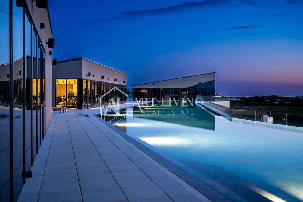 Istra, Umag, Crveni Vrh – Ekskluziven Studio Apartma v Čudovitem Resortu