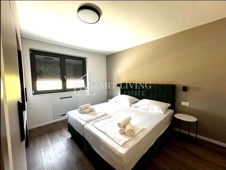 Poreč, okolica – Luksuzno stanovanje 93,32 m² z lastnim bazenom
