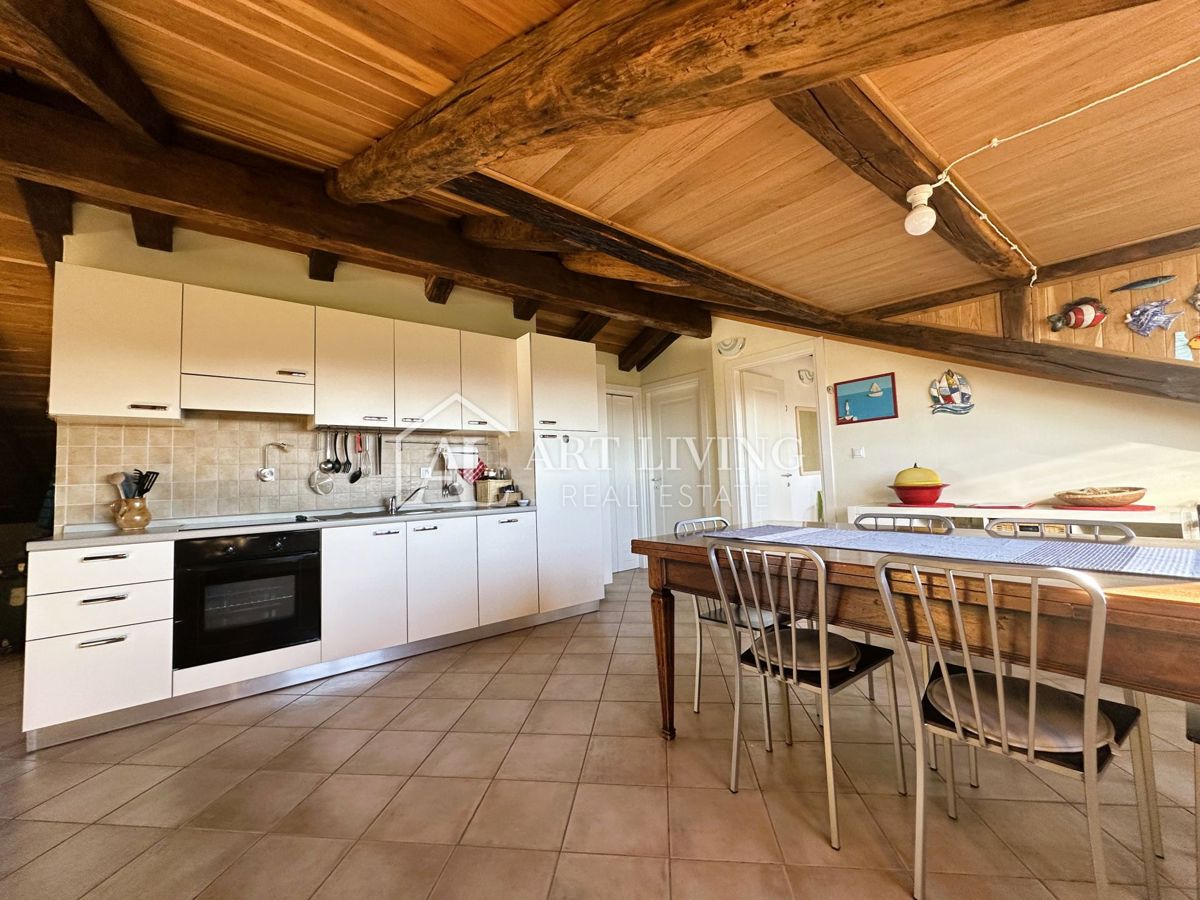 Poreč, okolica – očarljivo dvosobno stanovanje z uporabo bazena in teniškega igrišča