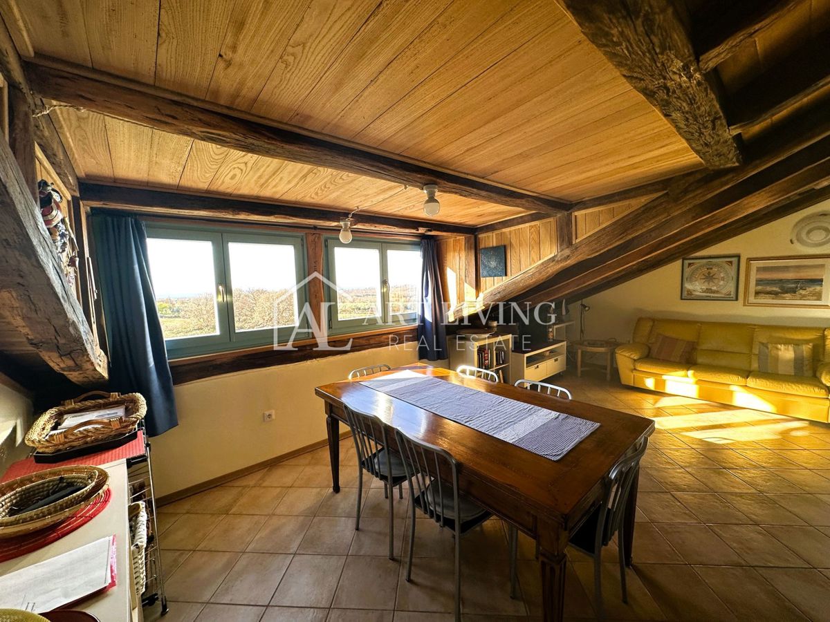 Poreč, okolica – očarljivo dvosobno stanovanje z uporabo bazena in teniškega igrišča