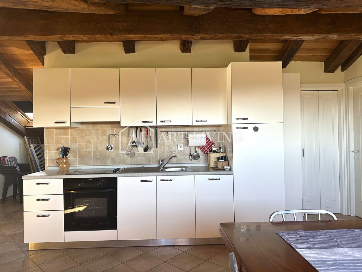 Poreč, okolica – očarljivo dvosobno stanovanje z uporabo bazena in teniškega igrišča