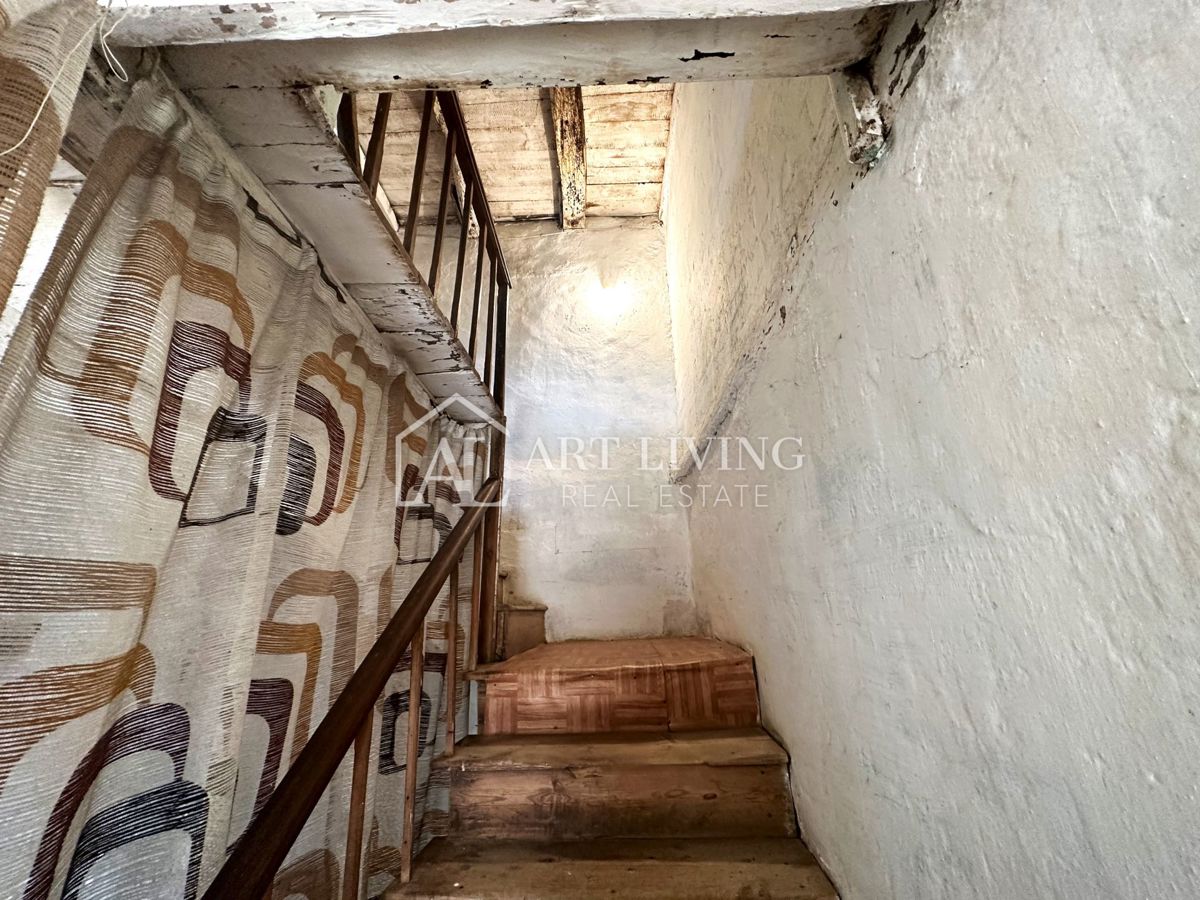 Istra, Grožnjan, okolica - 2 avtentični istrski hiši za prenovo - PRILOŽNOST