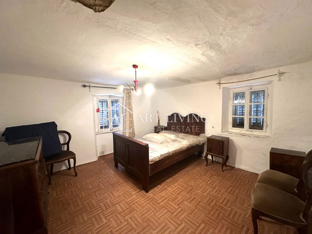 Istra, Grožnjan, okolica - 2 avtentični istrski hiši za prenovo - PRILOŽNOST