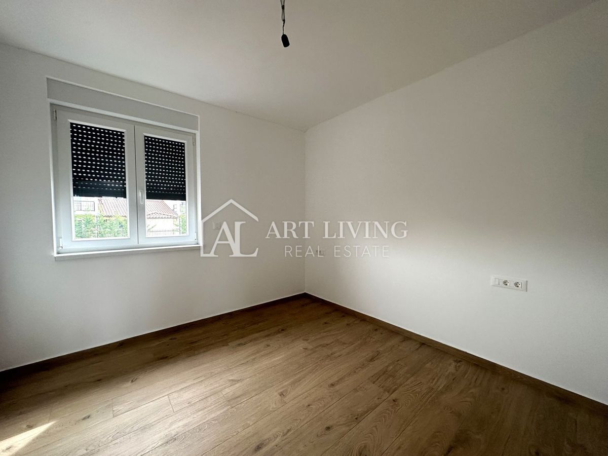 Poreč, okolica - PRILOŽNOST, atraktivno dvosobno stanovanje v prvem nadstropju