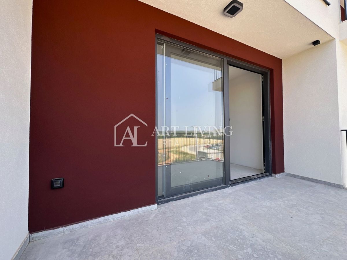 Istra, Umag - PRILOŽNOST, enosobno stanovanje v 3. nadstropju na TOP lokaciji