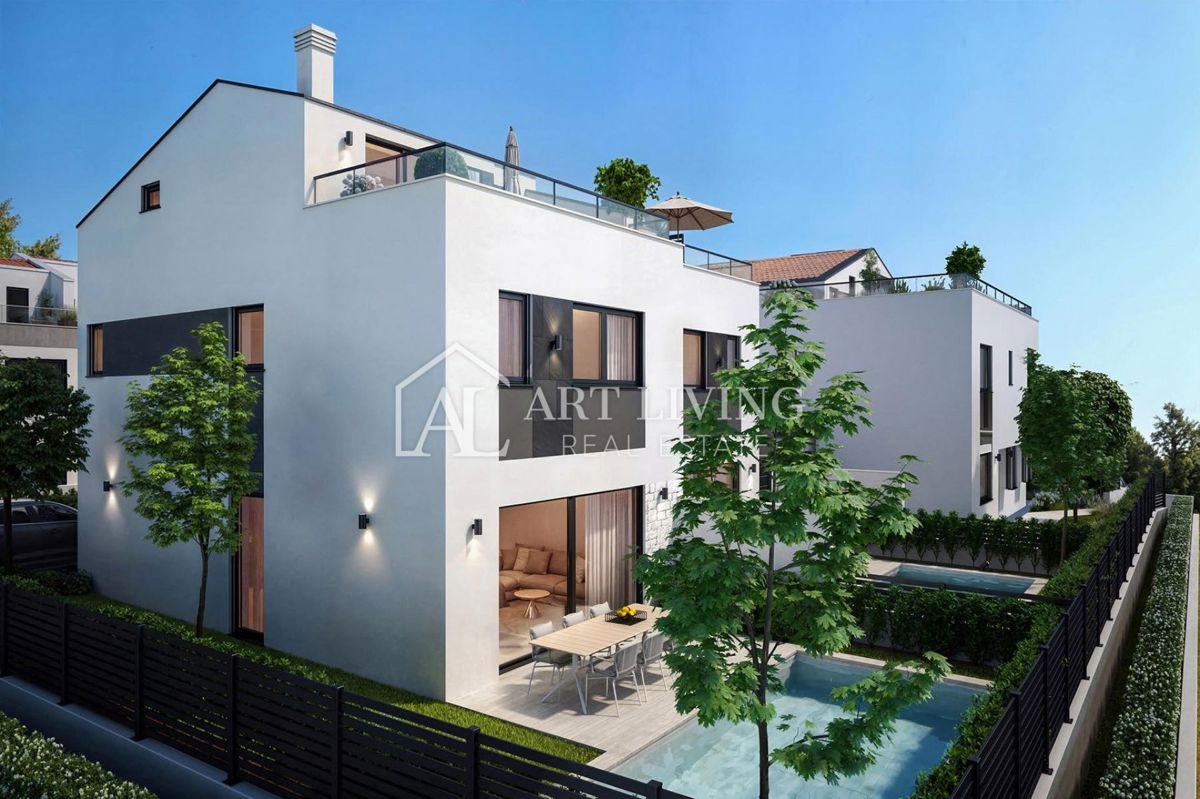 Poreč - NOVOGRADNJA, vrstna hiša z bazenom na odlični lokaciji