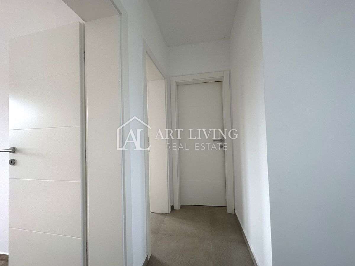 Poreč, okolica - moderno dvosobno stanovanje v prvem nadstropju - NOVOGRADNJA