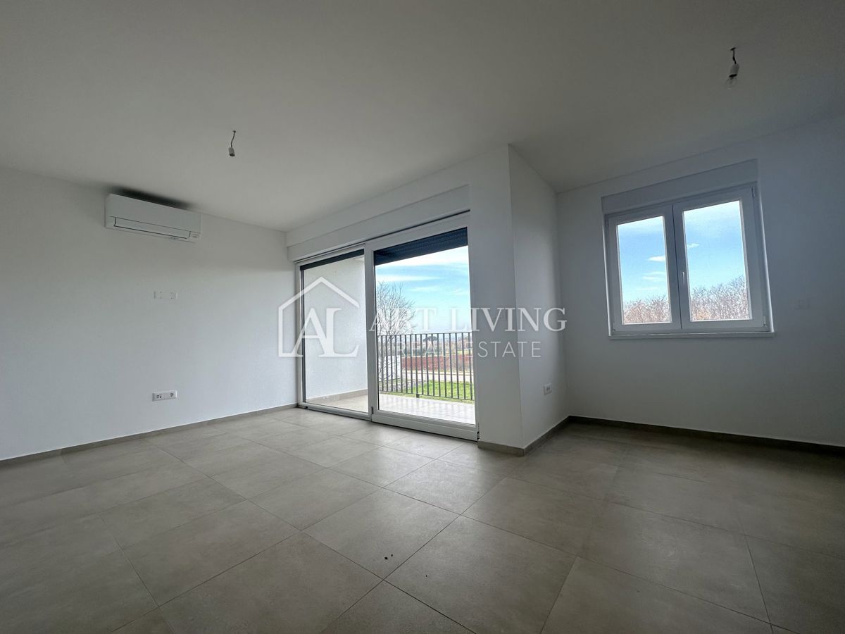 Poreč, okolica - moderno dvosobno stanovanje v prvem nadstropju - NOVOGRADNJA