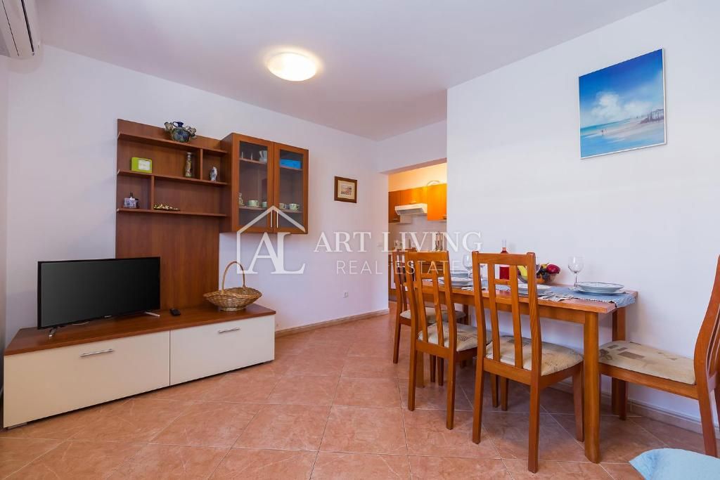Istra, Novigrad - čudovito stanovanje z bazenom na mirni in lepi lokaciji
