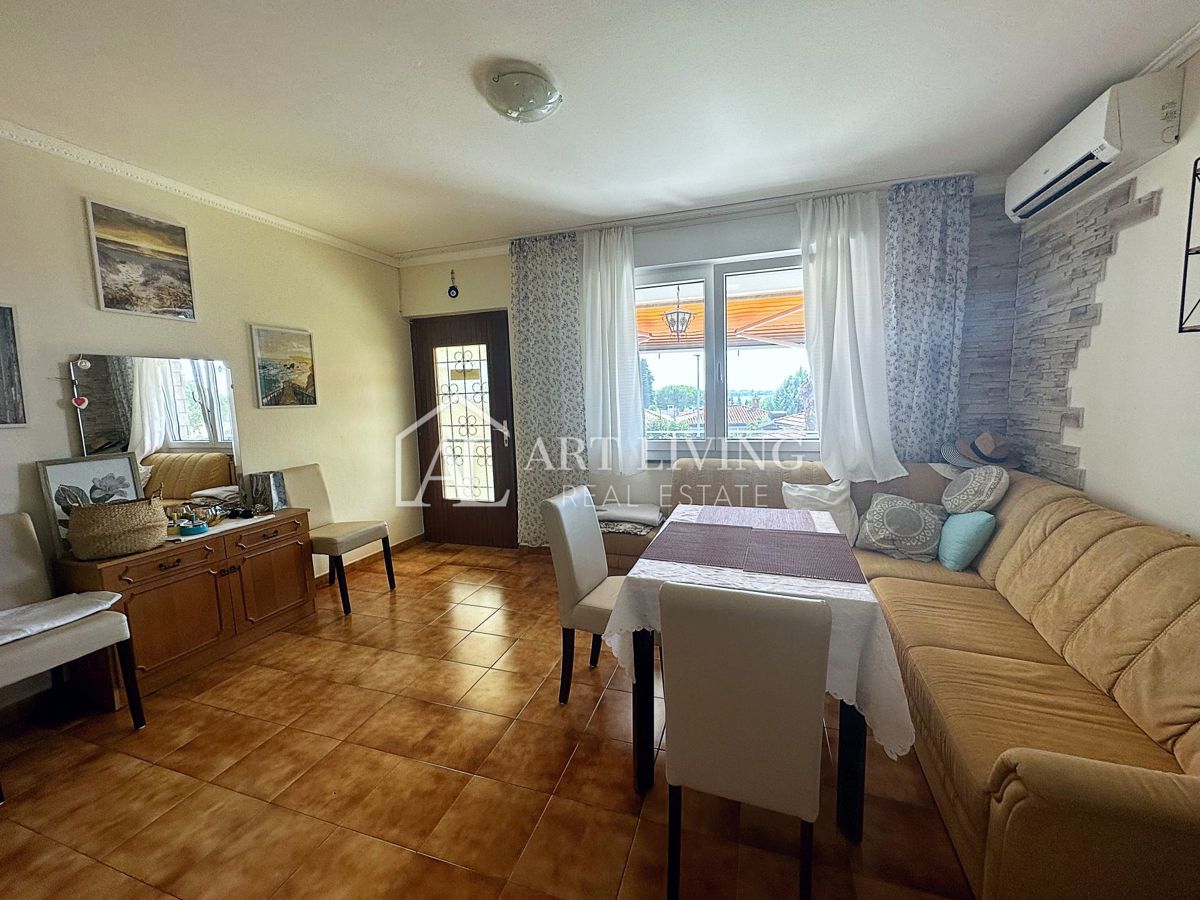 Umag, okolica - Očarljivo stanovanje 41 m², pogled na morje, 100 m od plaže