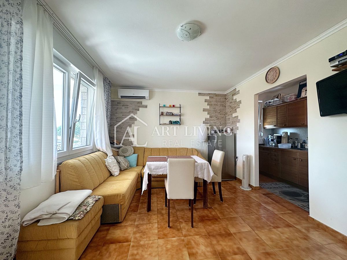 Umag, okolica - Očarljivo stanovanje 41 m², pogled na morje, 100 m od plaže