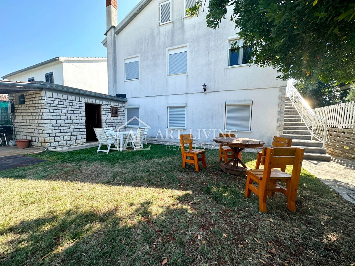 Umag, okolica - Očarljivo stanovanje 41 m², pogled na morje, 100 m od plaže