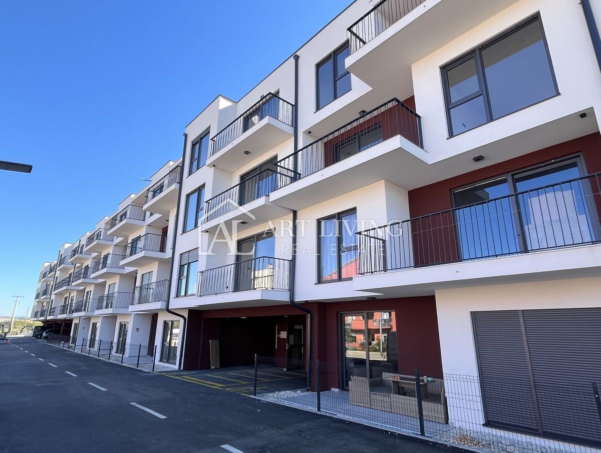 Istra, Umag - PRILOŽNOST - moderno enosobno stanovanje - NOVOGRADNJA