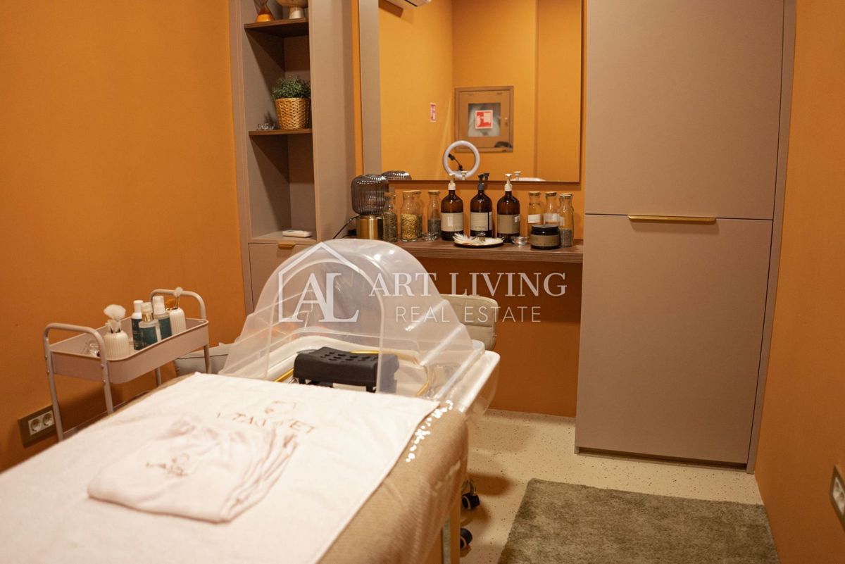 Luksuzno opremljen SPA / Beauty prostor v centru Umaga – Popolnoma opremljen