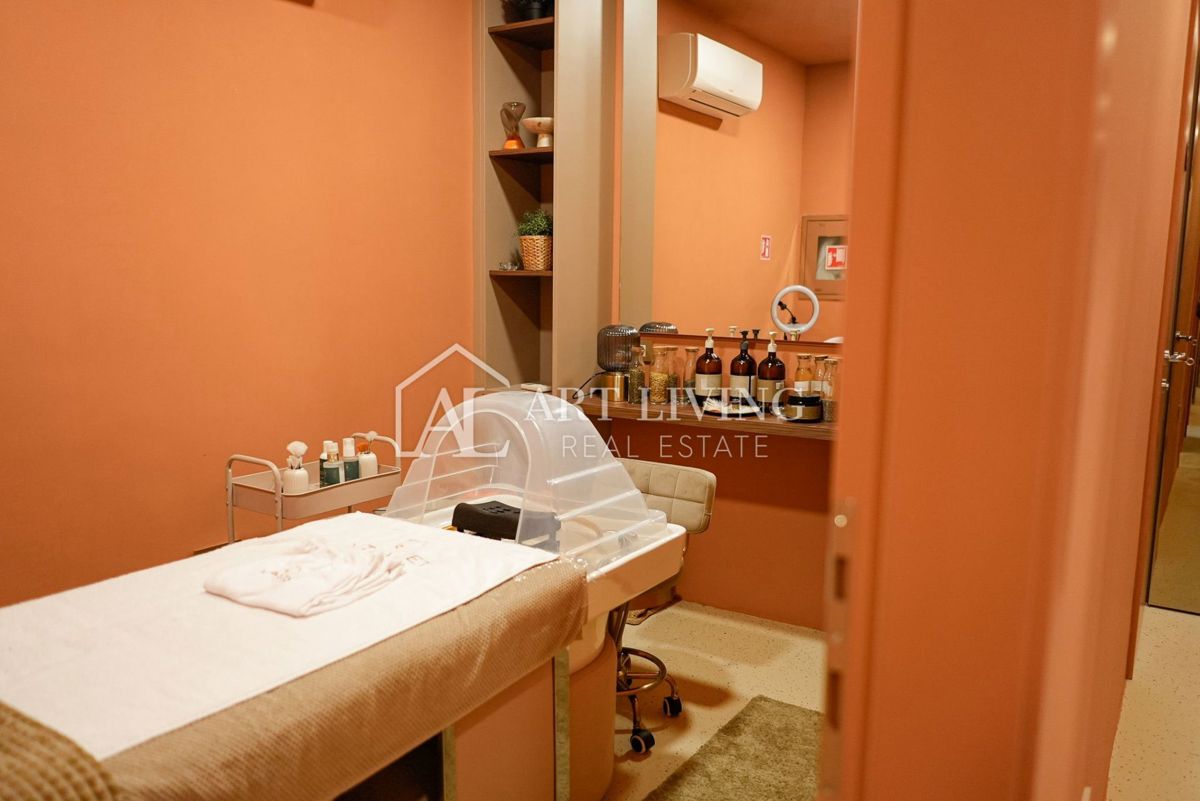 Luksuzno opremljen SPA / Beauty prostor v centru Umaga – Popolnoma opremljen