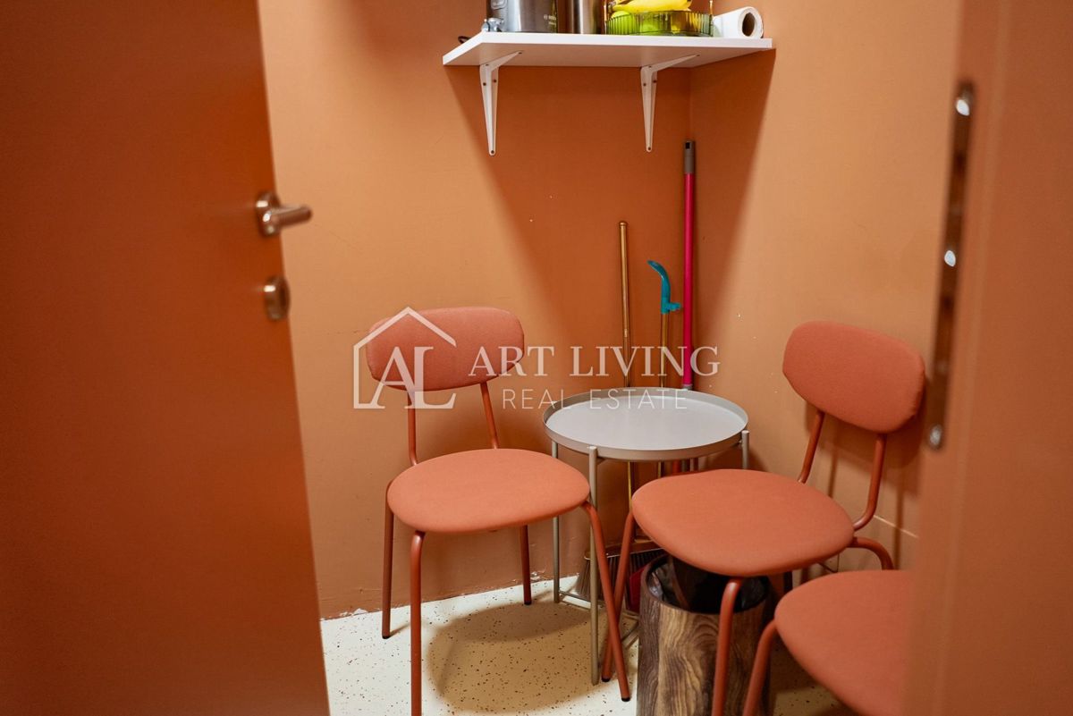 Luksuzno opremljen SPA / Beauty prostor v centru Umaga – Popolnoma opremljen