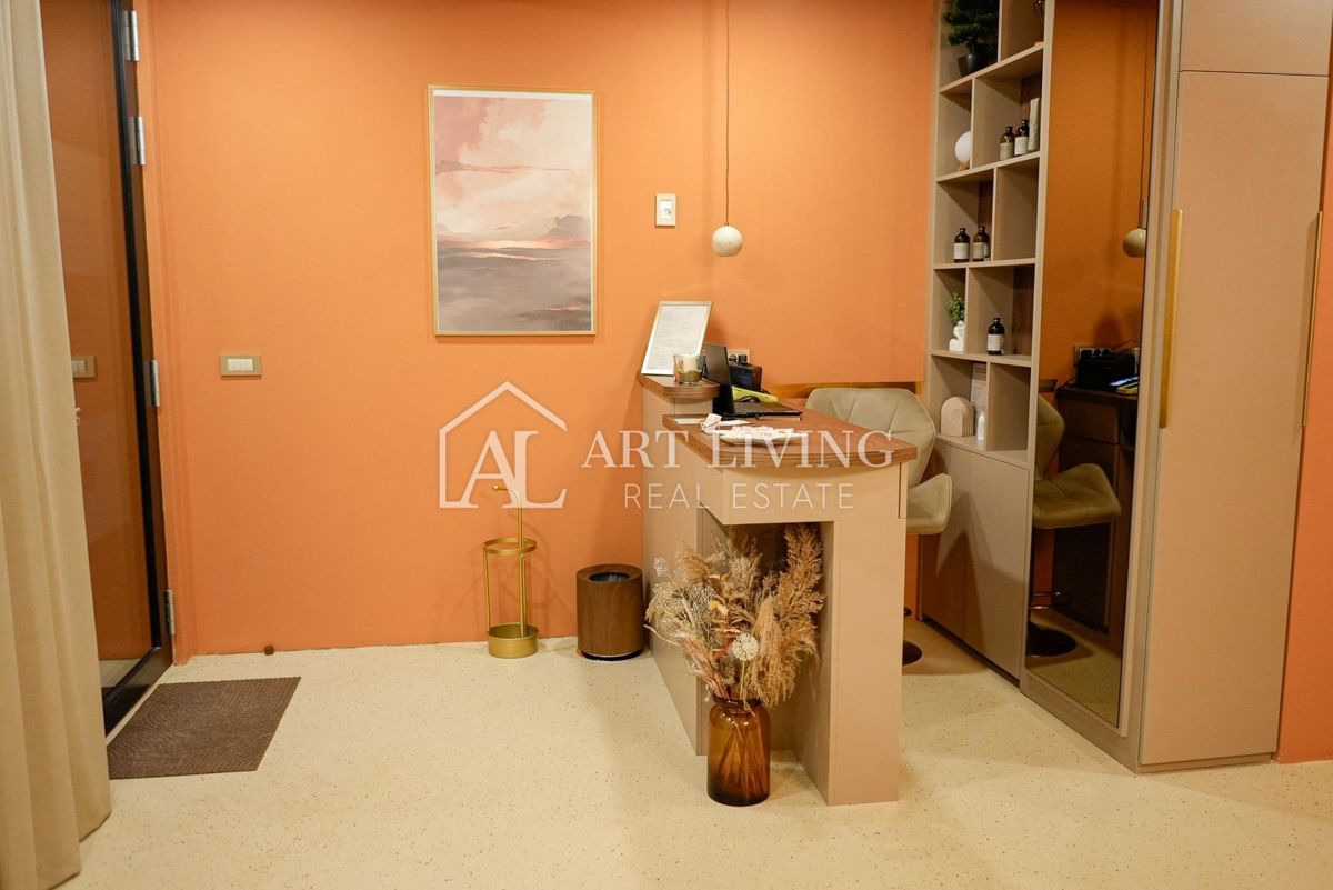 Luksuzno opremljen SPA / Beauty prostor v centru Umaga – Popolnoma opremljen