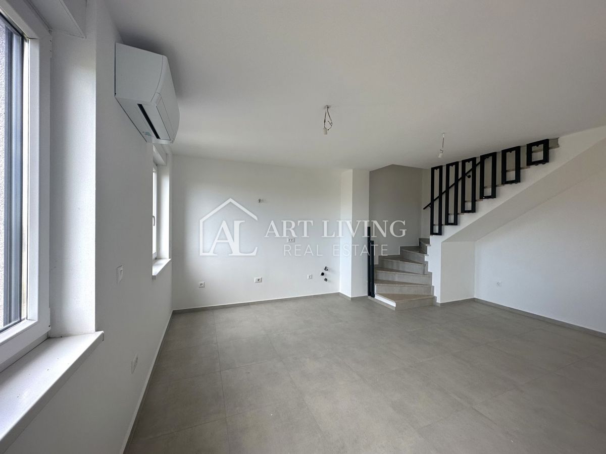 Poreč, okolica - dvoetažno trisobno stanovanje, 86,40 m2, NOVOGRADNJA