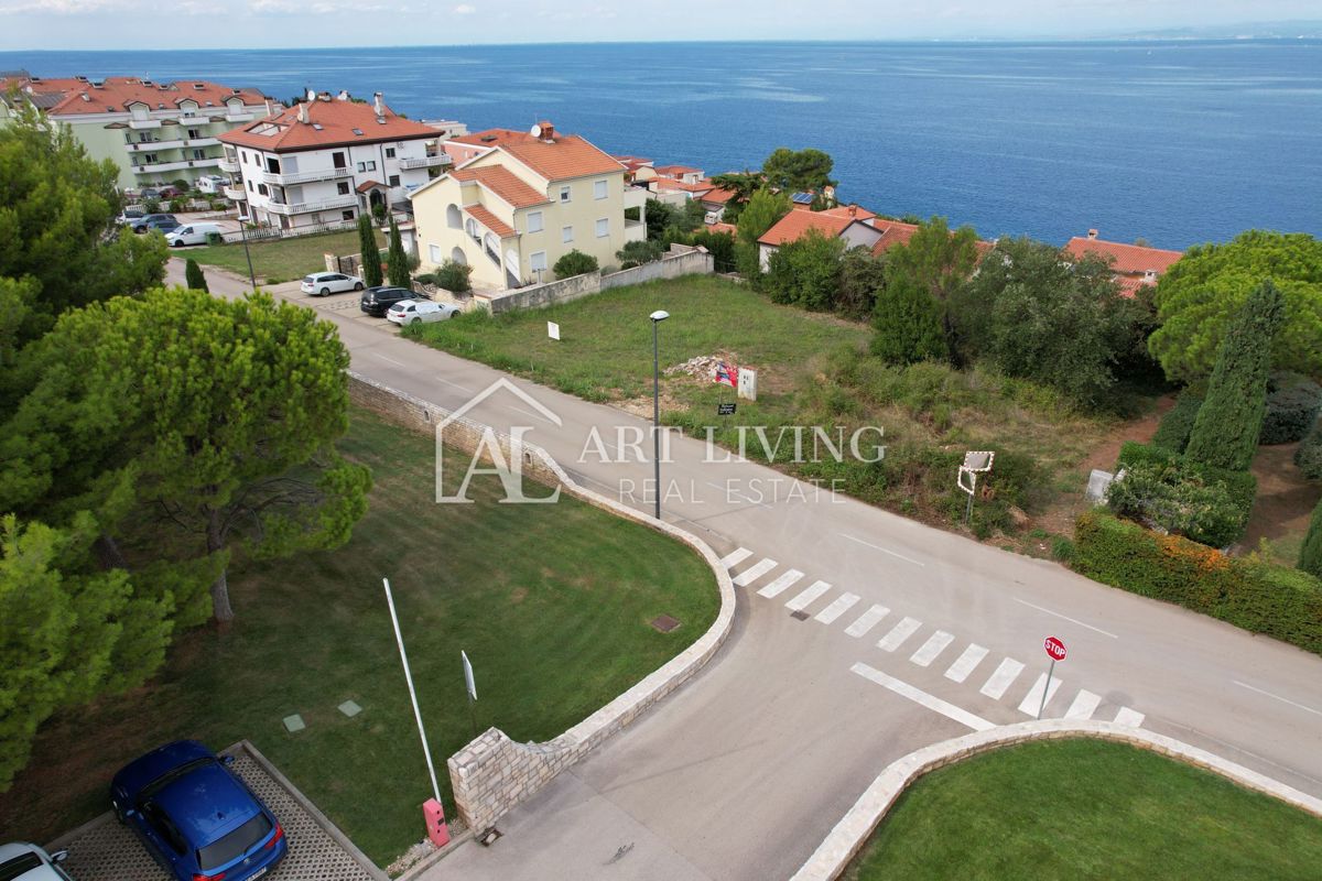Umag, Crveni Vrh - ekskluzivno gradbeno zemljišče s pogledom na morje - izjemna lokacija