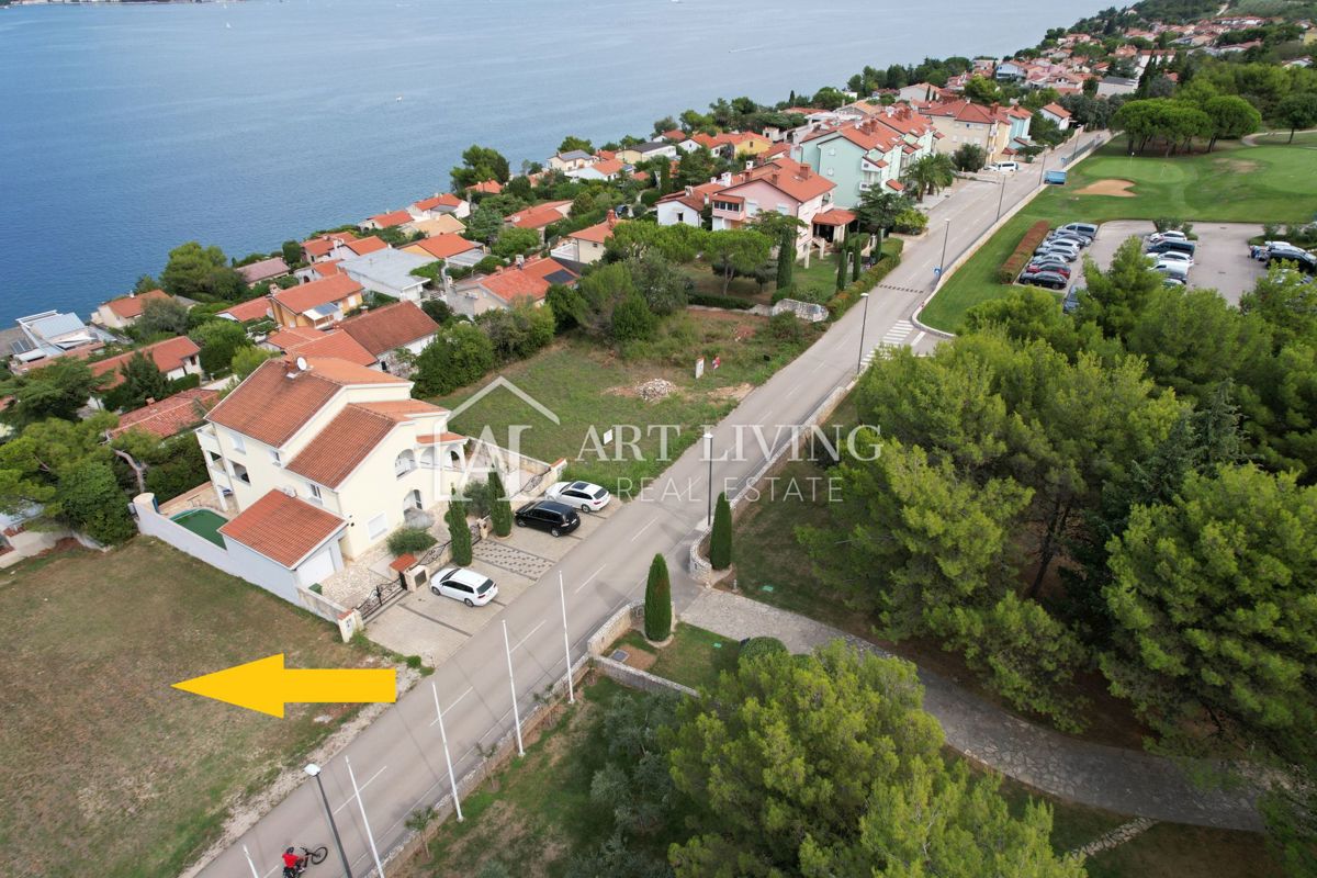 Umag, Crveni Vrh - ekskluzivno gradbeno zemljišče s pogledom na morje - izjemna lokacija