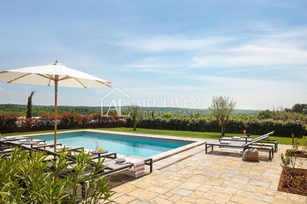 Poreč, okolica - razkošna rustikalna vila z bazenom - PRILOŽNOST