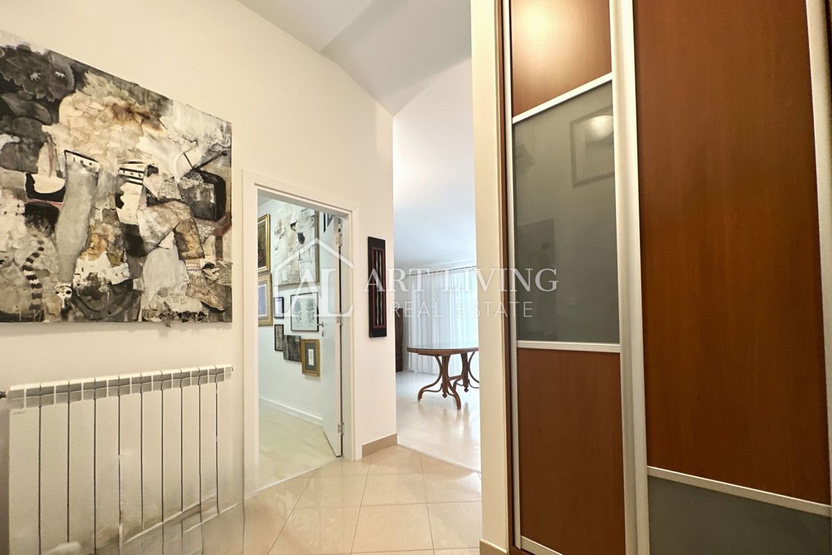 Umag, okolica - očarljivo dvosobno stanovanje na mirni in lepi lokaciji