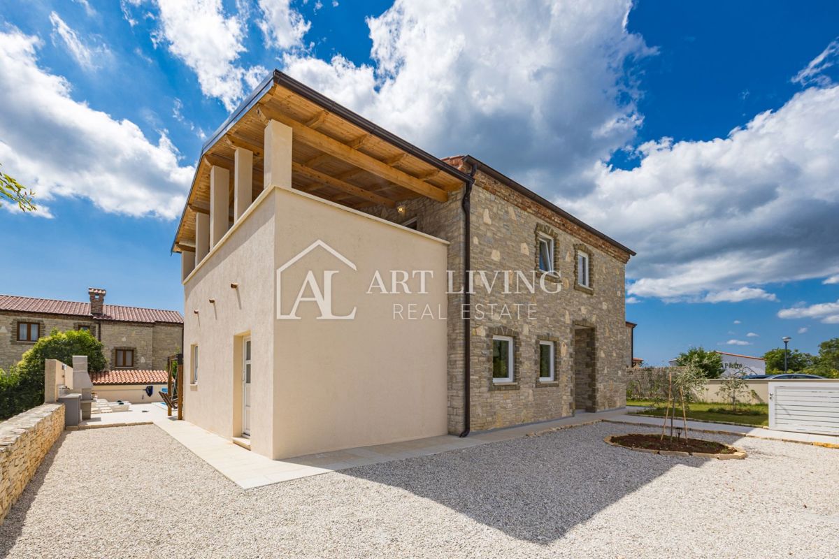 Istra, Svetvinčenat, okolica – čudovita vila z velikim bazenom