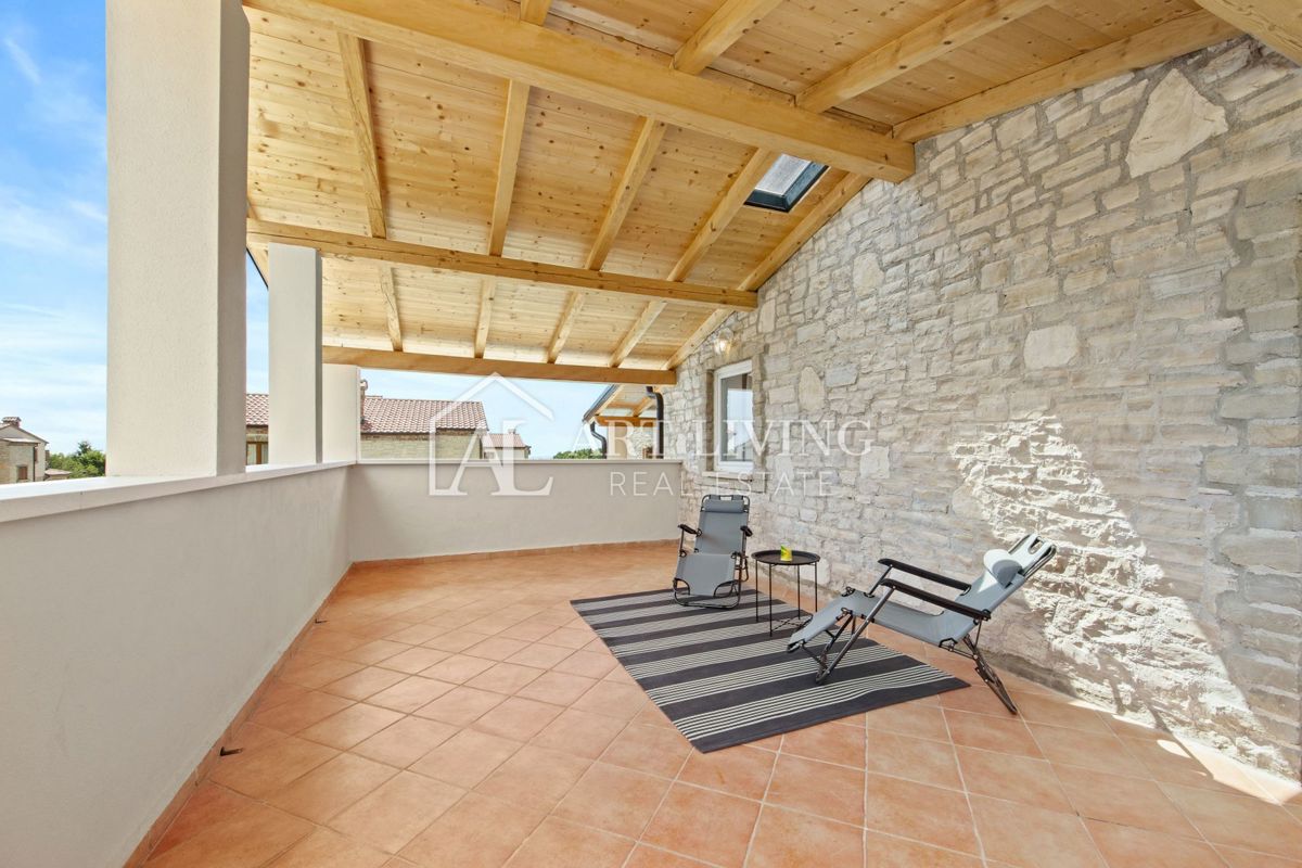 Istra, Svetvinčenat, okolica – čudovita vila z velikim bazenom