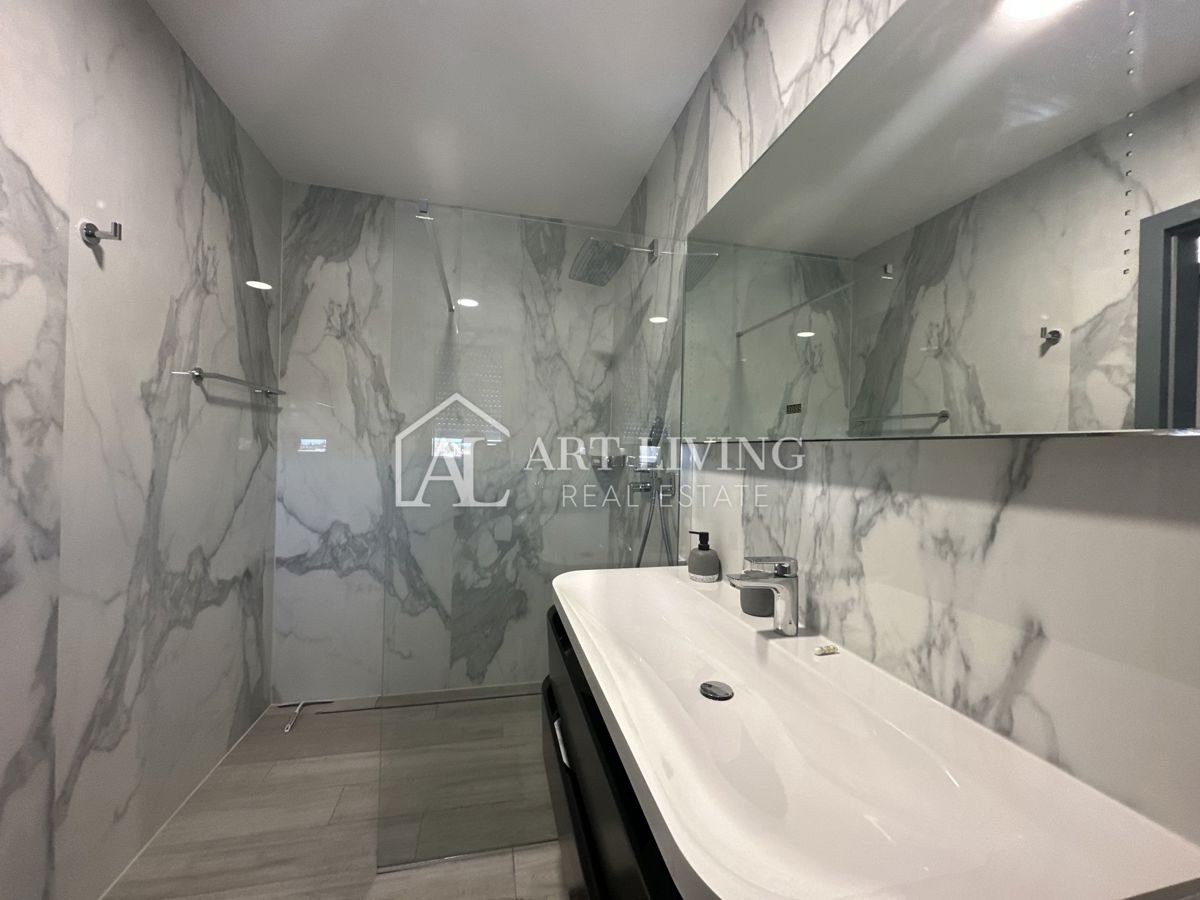 UMAG - luksuzno trisobno stanovanje, 134 m2, TOP lokacija!!!