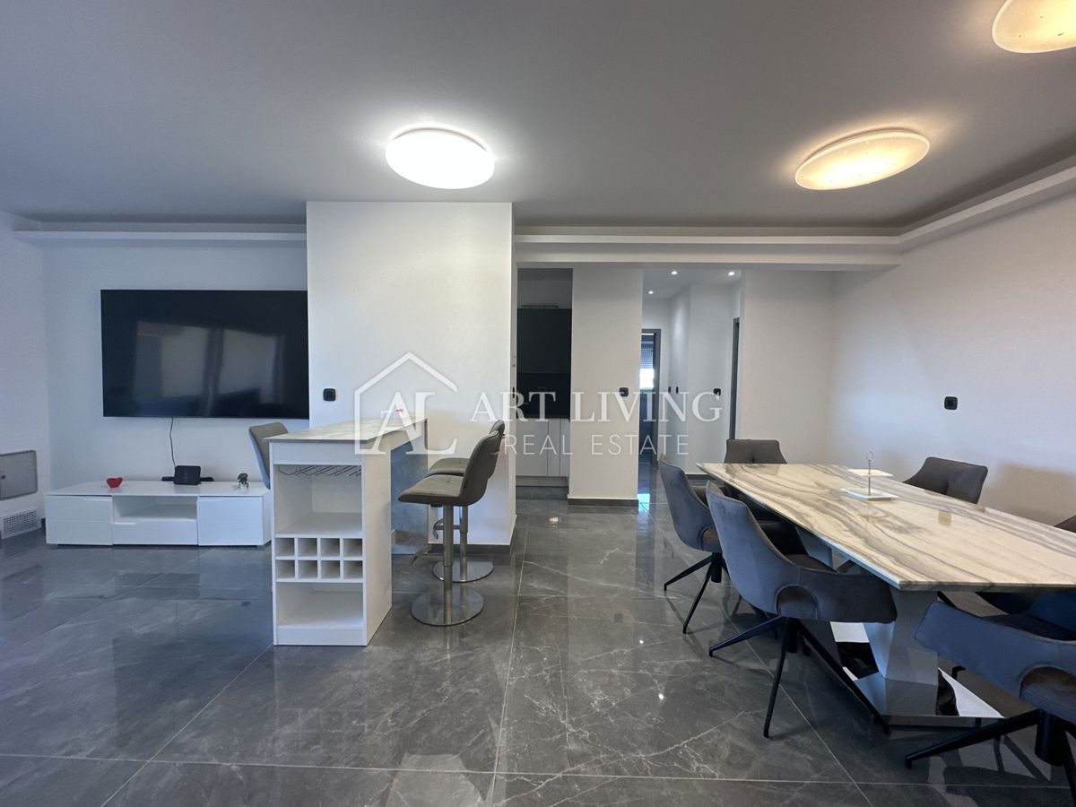 UMAG - luksuzno trisobno stanovanje, 134 m2, TOP lokacija!!!