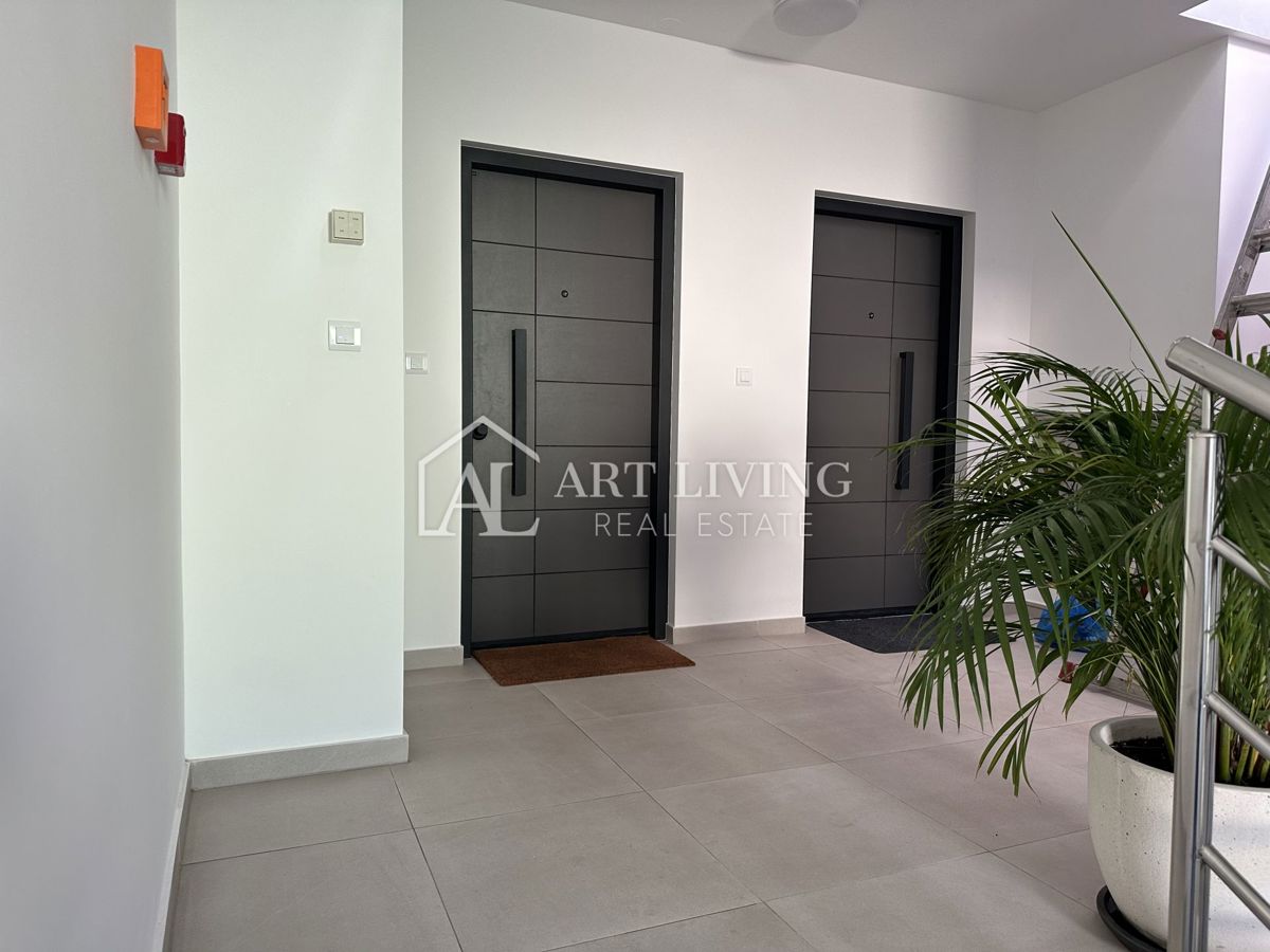 UMAG - luksuzno trisobno stanovanje, 134 m2, TOP lokacija!!!