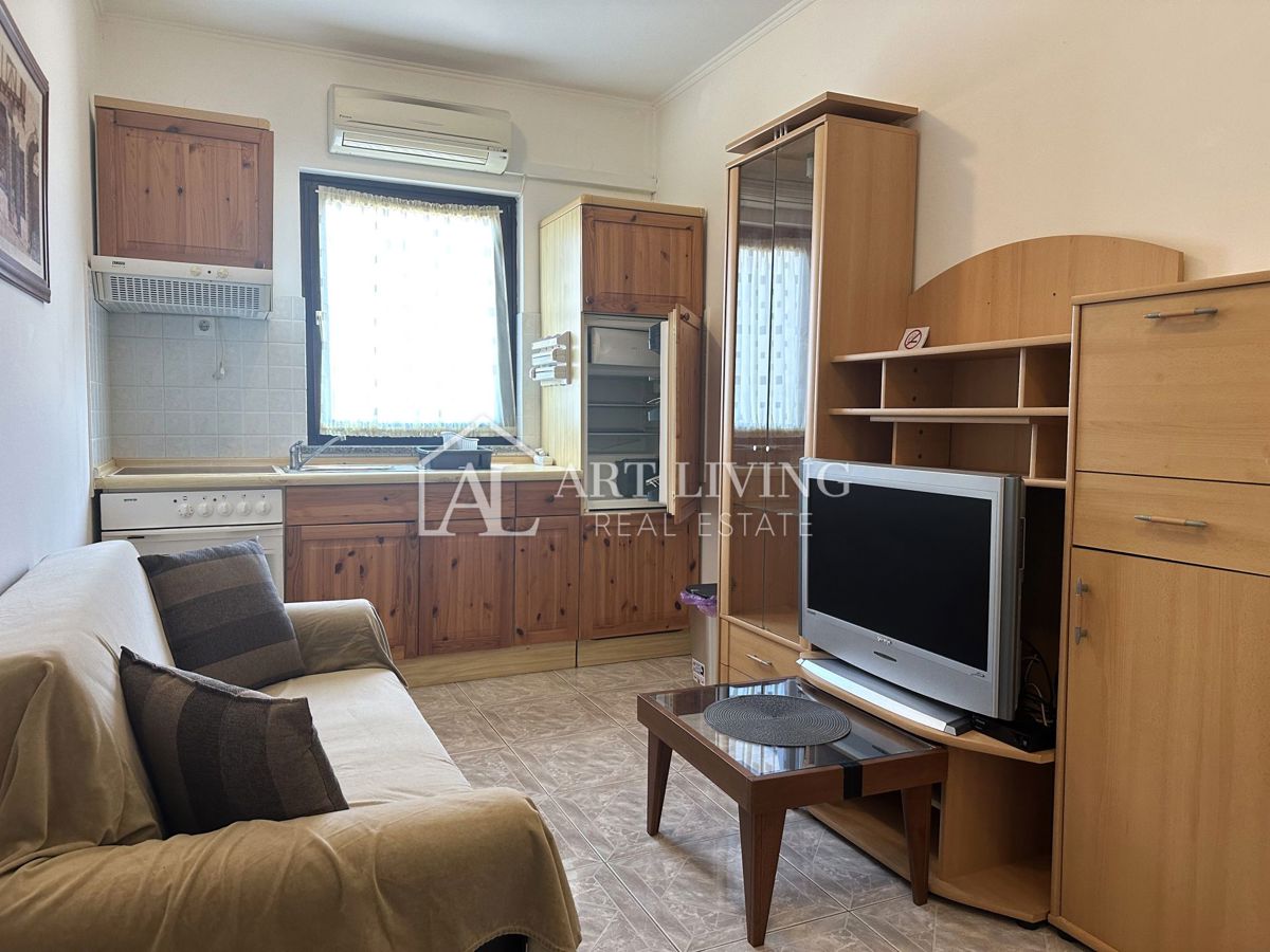 Umag, okolica - Enosobno stanovanje, 500 m od morja - PRILOŽNOST