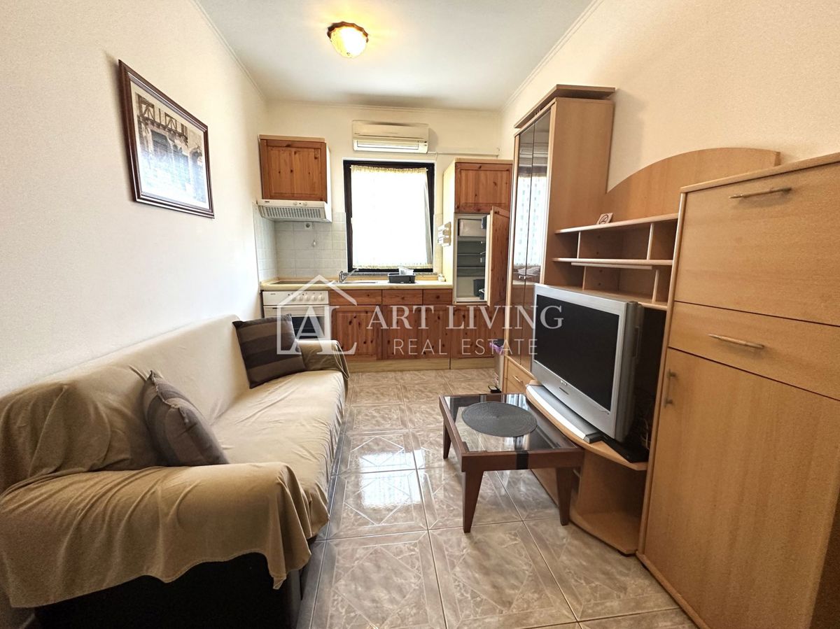 Umag, okolica - Enosobno stanovanje, 500 m od morja - PRILOŽNOST