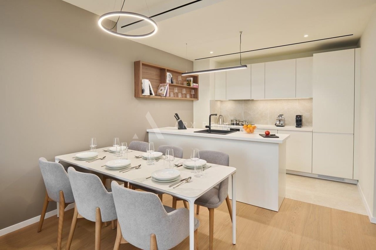 Apartman u prizemlju s pogledom na more, Crveni vrh, Umag