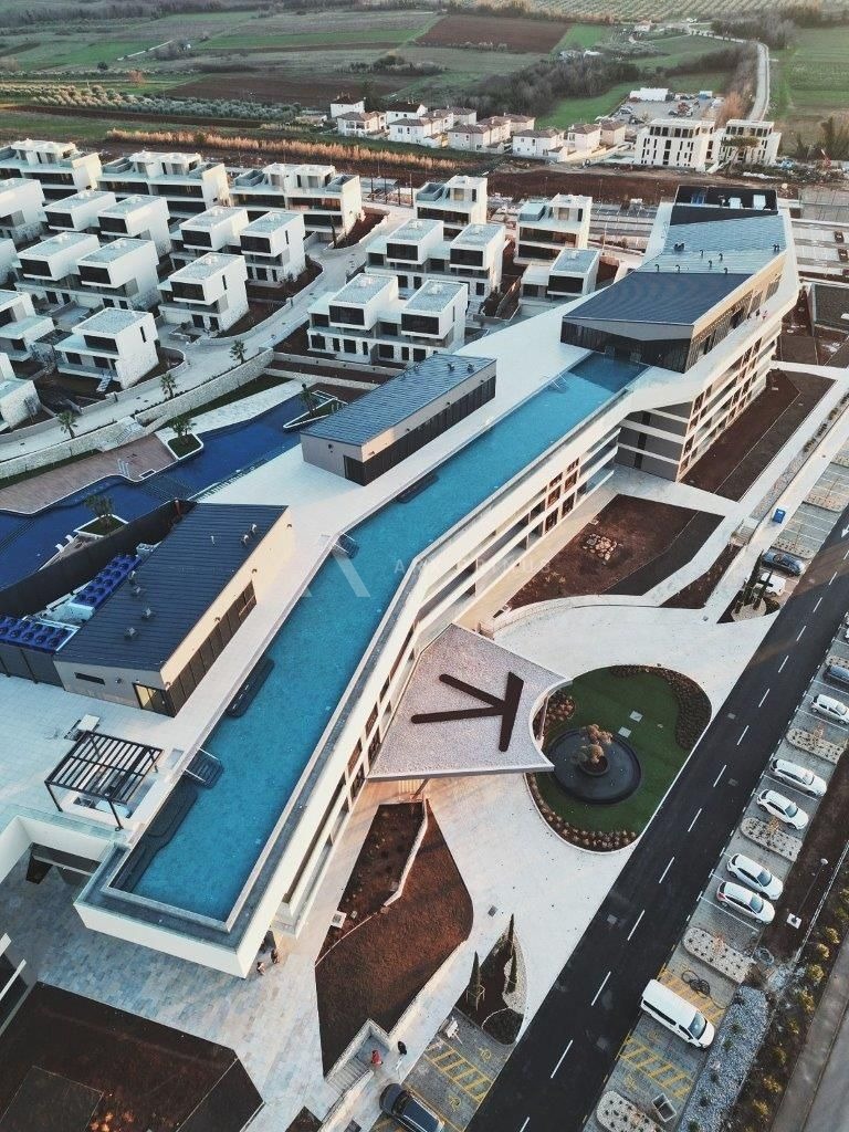 Moderna vila u luksuznom resortu, Crveni Vrh, Umag