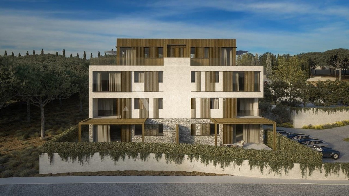 Stan u prizemlju s vrtom u luksuznom resortu, Crveni vrh, Umag