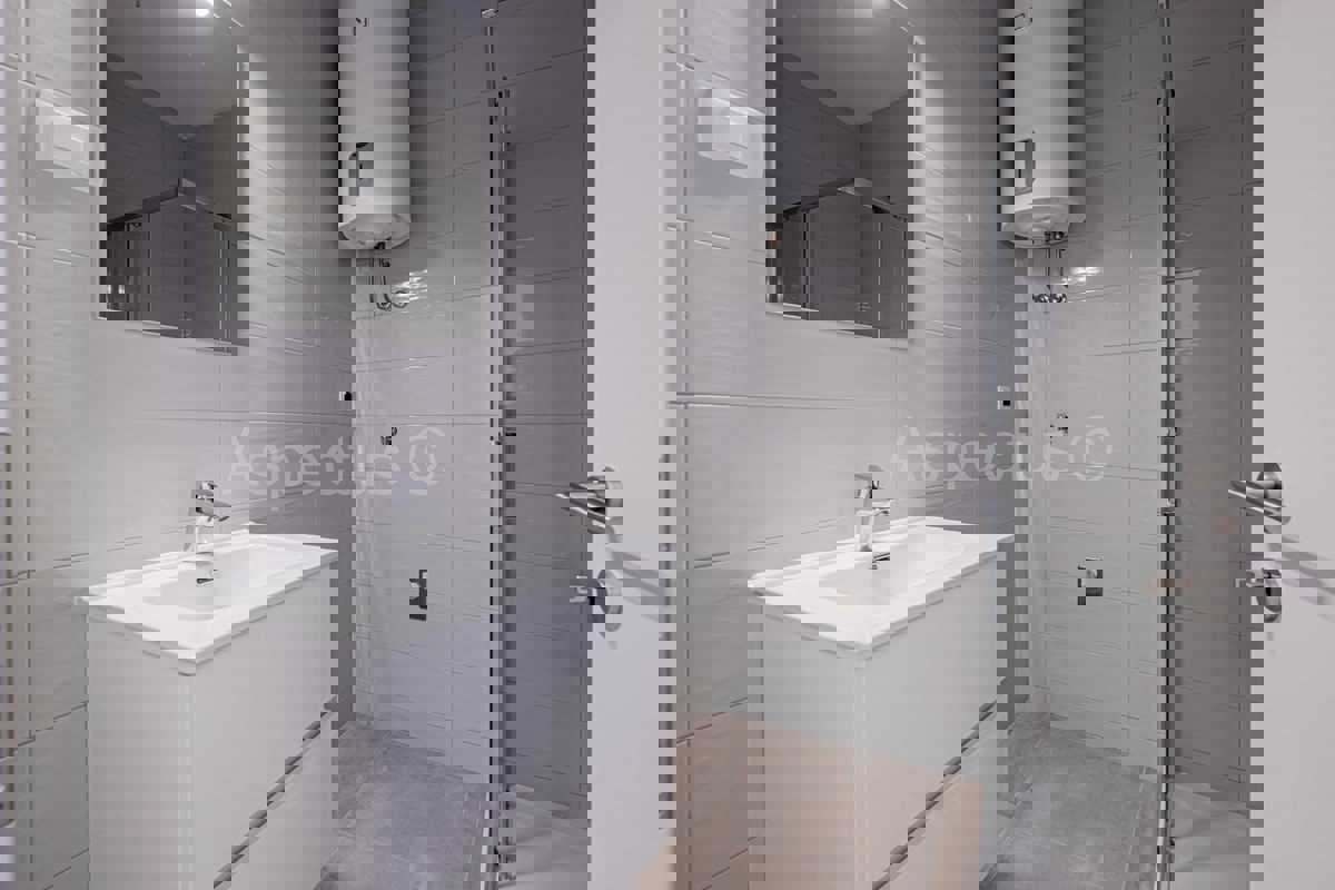 Apartma v 1. nadstropju, dve spalnici, Medulin, Istra