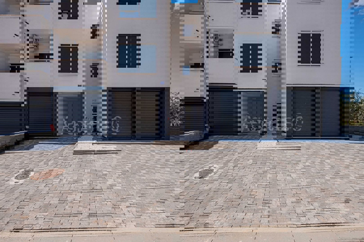 Apartma v 1. nadstropju, dve spalnici, Medulin, Istra