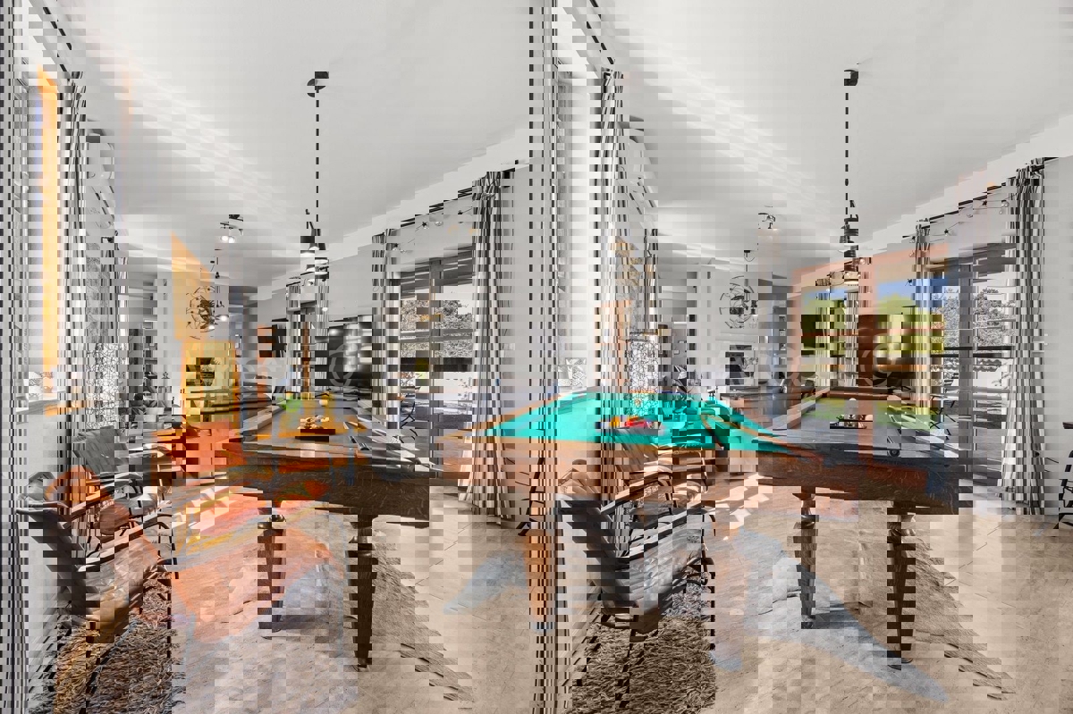 Luksuzna vila z bazenom, opremljena, vrt, garaža, Istra | 12 km od Fažane, okolica Pule