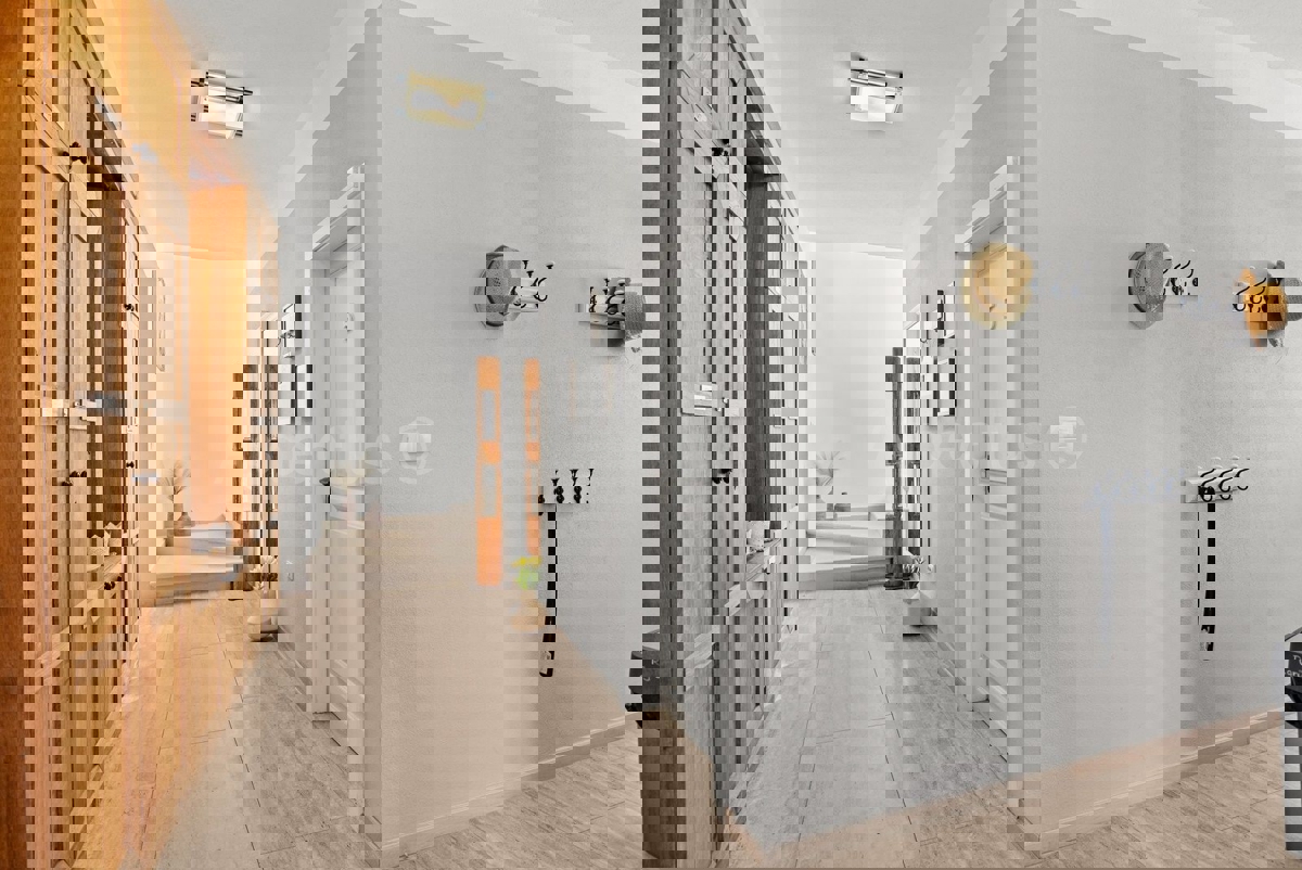 Luksuzna vila z bazenom, opremljena, vrt, garaža, Istra | 12 km od Fažane, okolica Pule